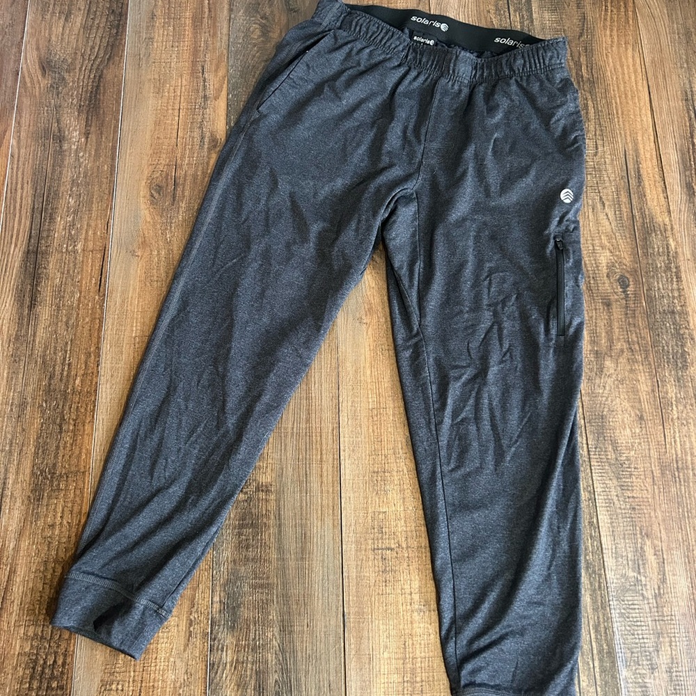 SOLARIS Dark Gray Men's Joggers SZ L